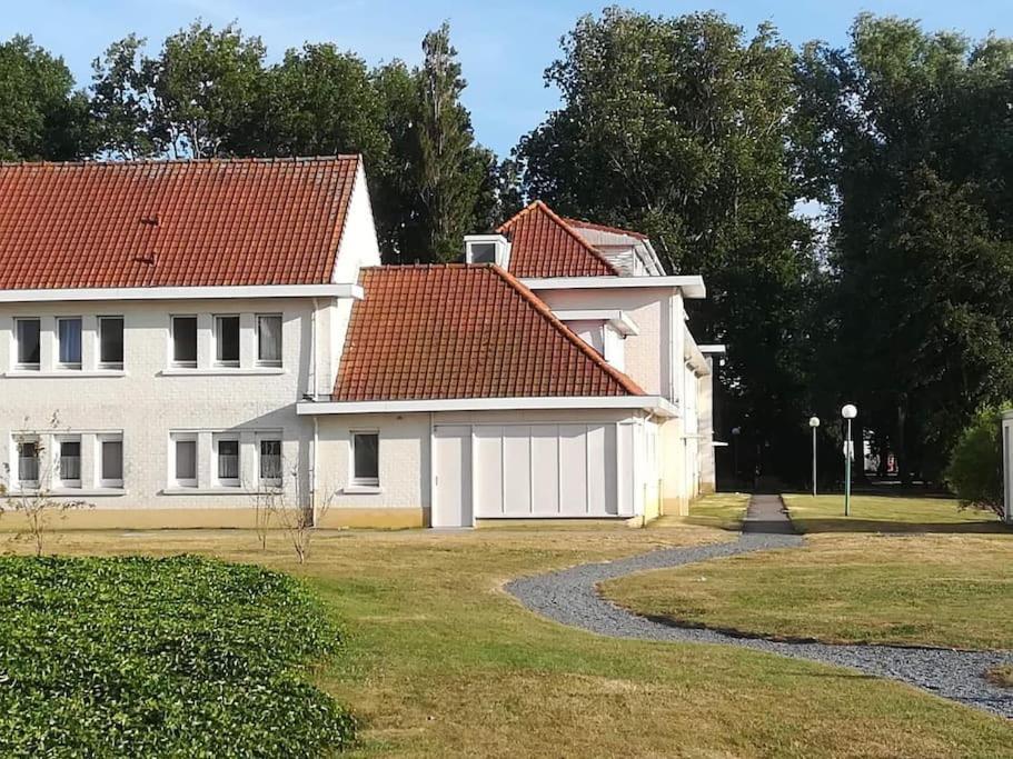 Spacieux Duplex Pres De La Mer 4 Chambres 2 Sdb De Haan Eksteriør billede